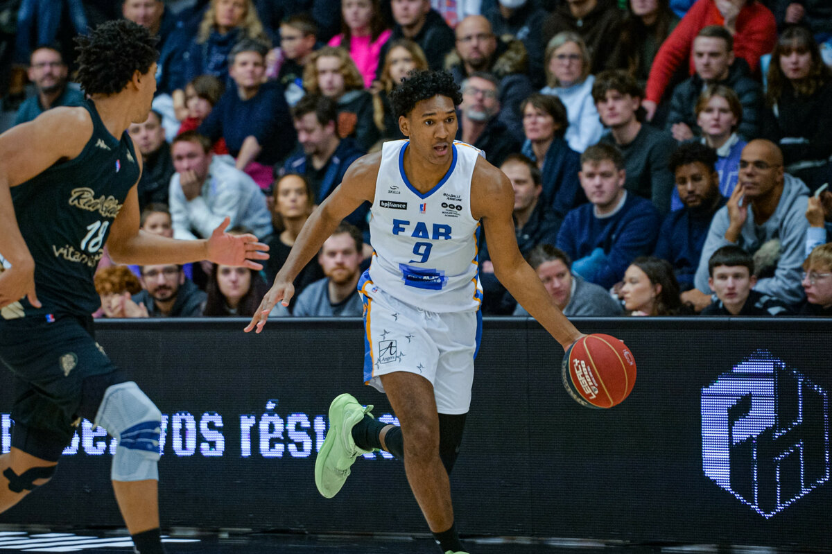 37 points contre Orléans pour Shawn Tanner les premiers signes d'une