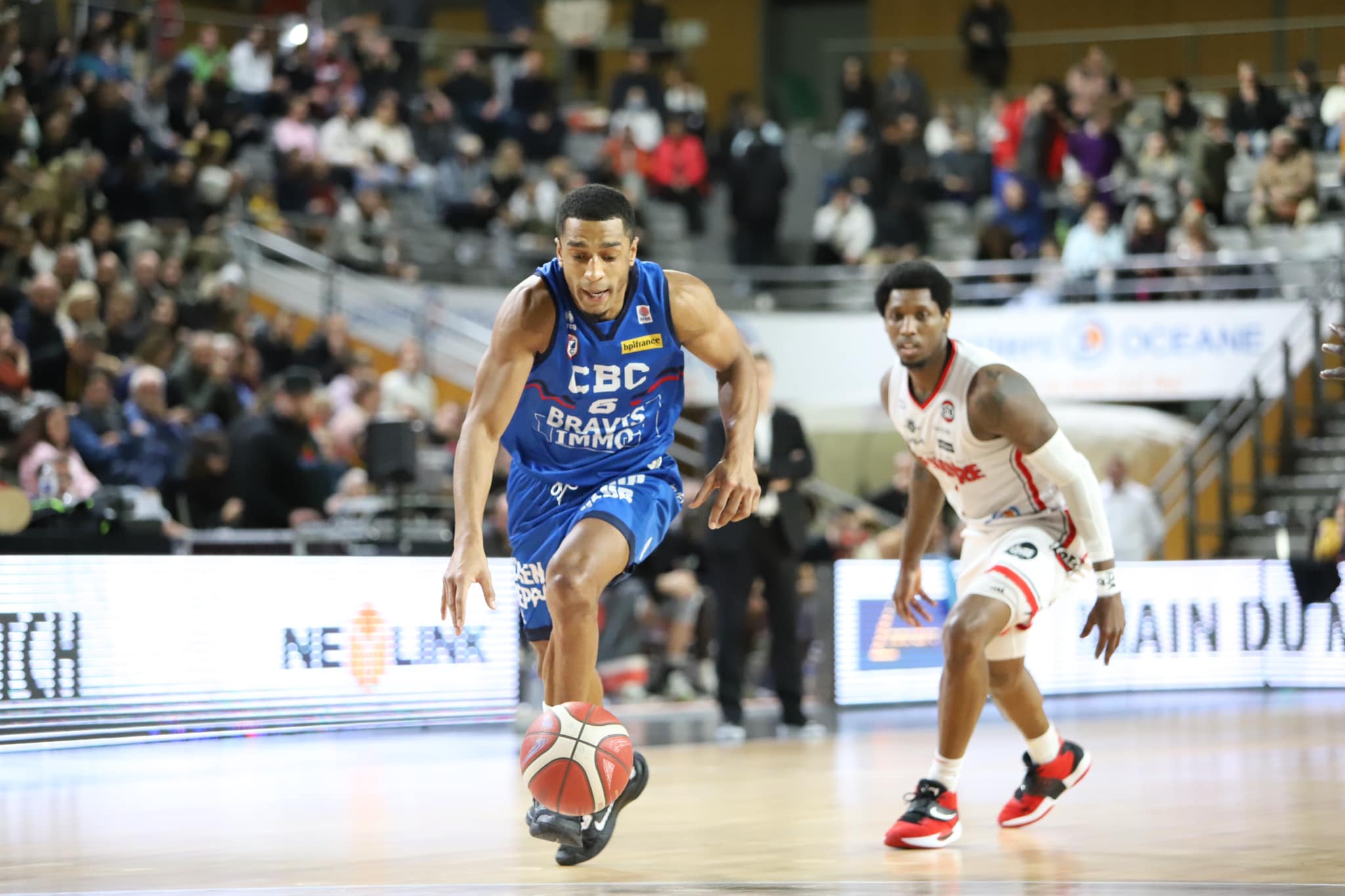 Maillot De Basket Austin Nichols – Hyeres Toulon Var – Taille XXL (2006-2009)