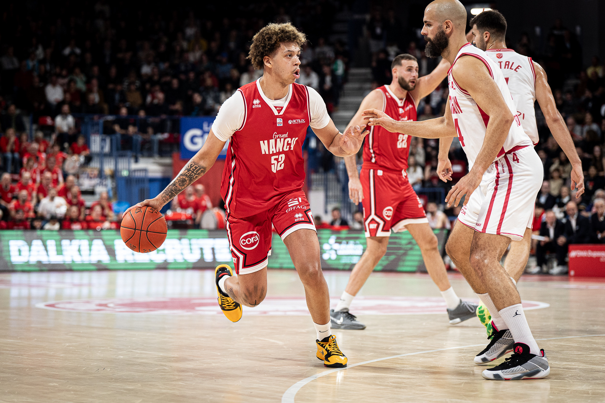 Betclic ELITE - Zacharie Perrin va poursuivre son développement en dehors du championnat de France, en s'engageant avec Hambourg.