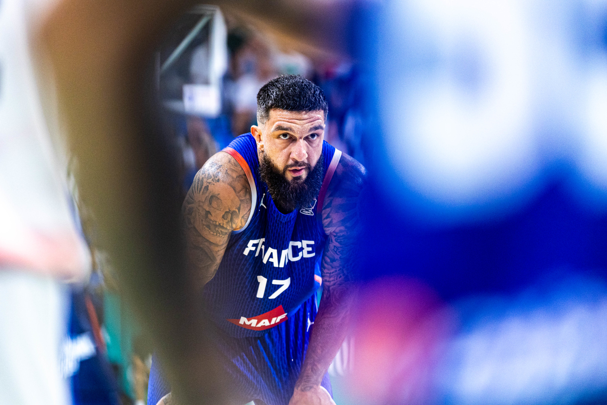 EuroLeague - Blessé au genou durant la préparation à l'EuroBasket avec l'équipe de France, Vincent Poirier est touché pour environ 4 mois.