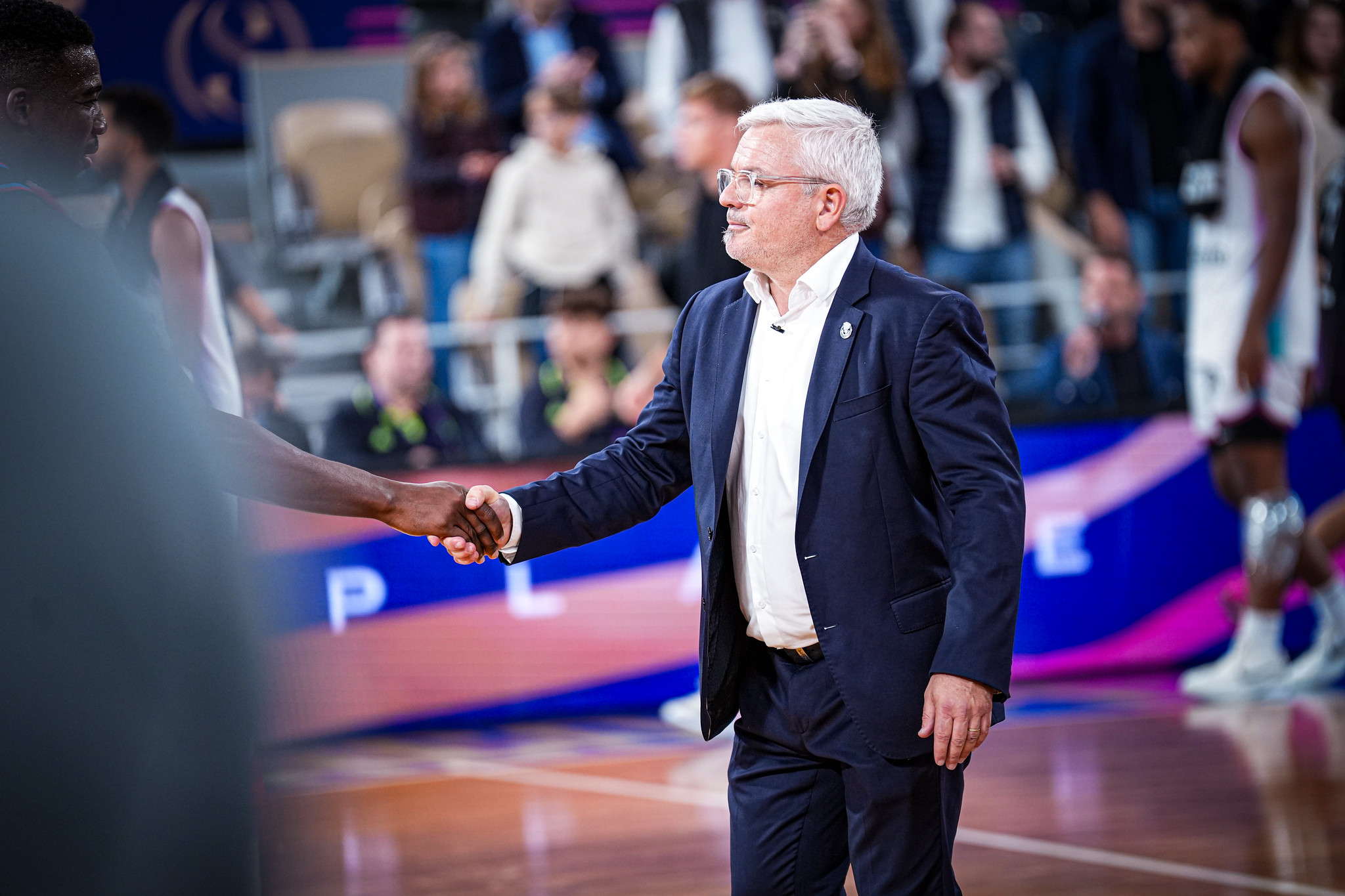https://cdn.bebasket.fr/resources/images/blog/54802023081-7a323b25fc-k-1f125dbf-4f80-68ac-b104-e3f004d845cf.jpg
