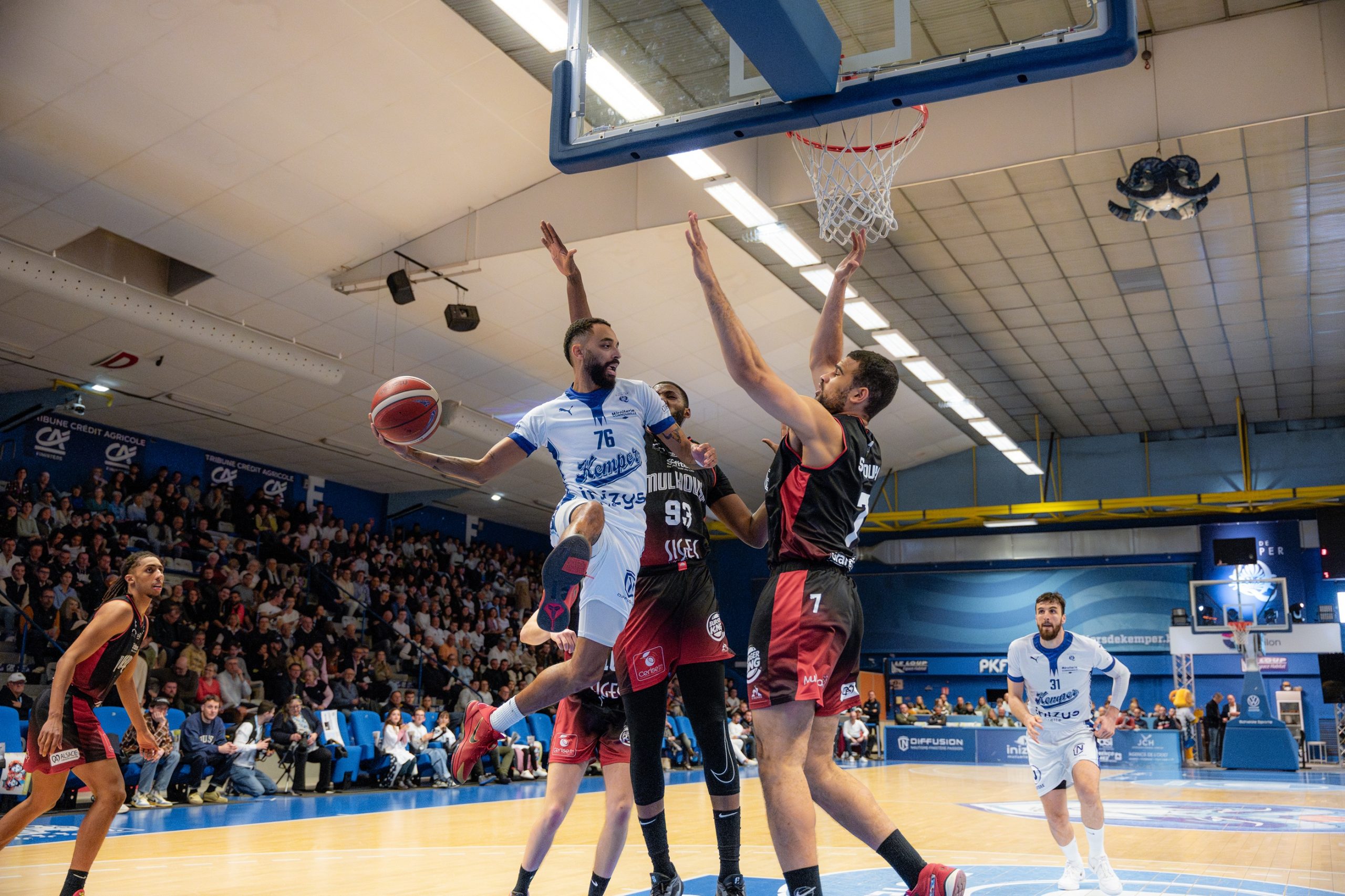 Benoit Injai reste à Quimper