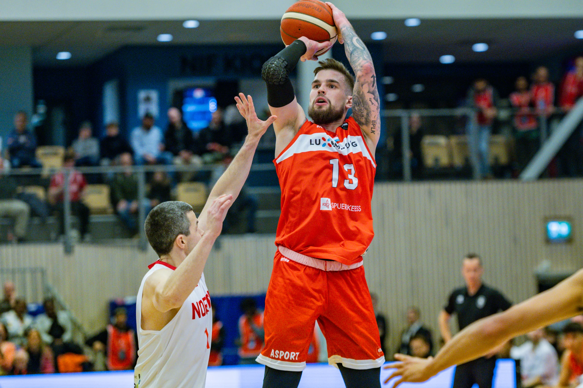 Ben Kovac, leader du basket luxembourgeois, a séduit les fans de NM1 lors de sa grosse saison avec Besançon en 2024-2025