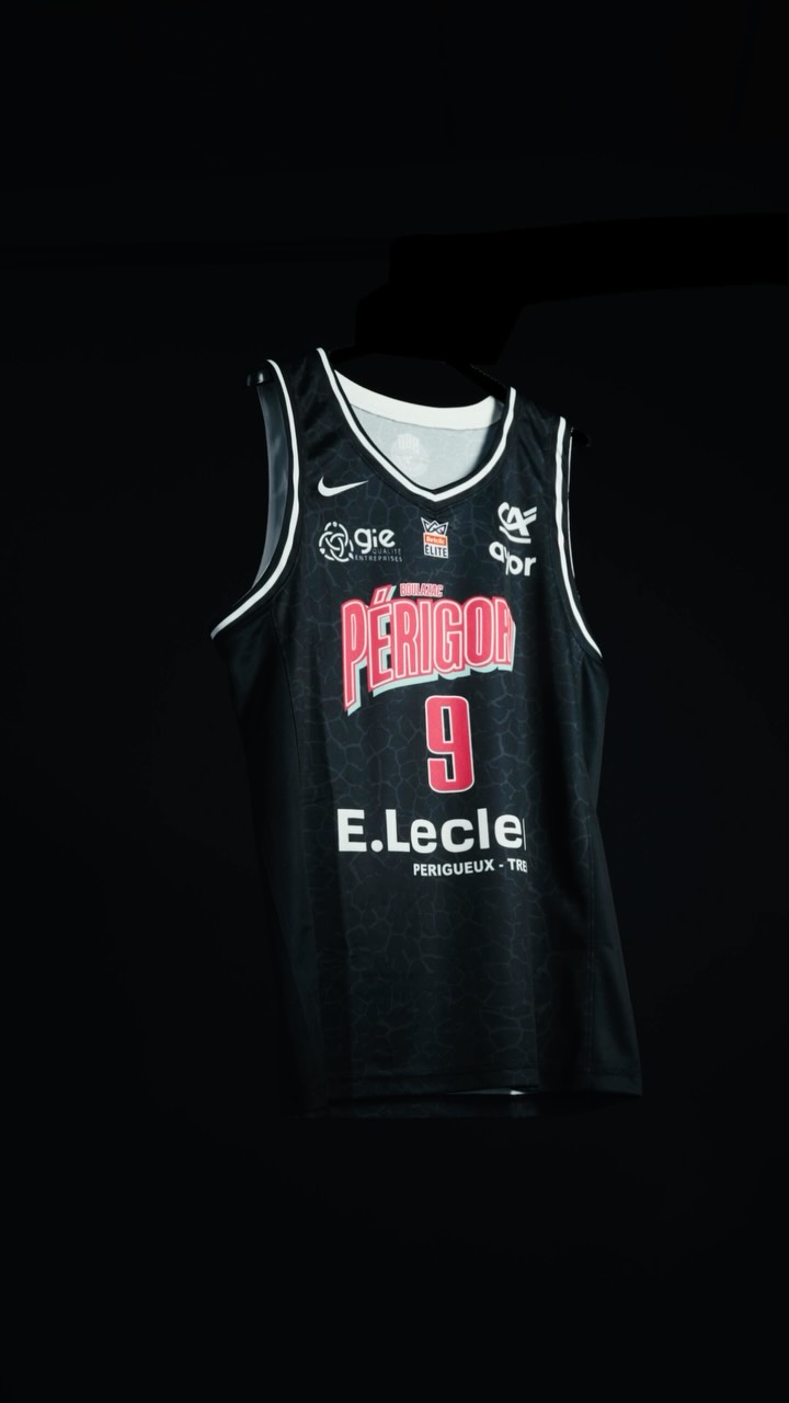 Le maillot noir. © BBD