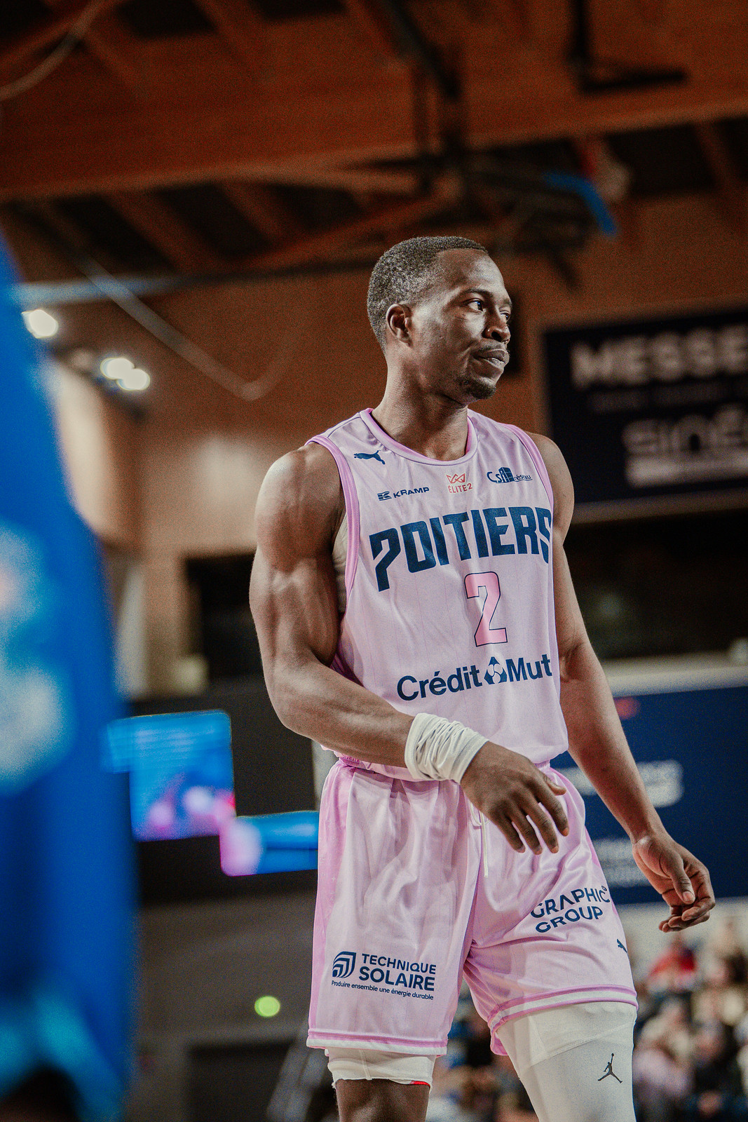 Kyle Riddley Après Poitiers, Bubu Palo rejoint un autre club d’Élite 2