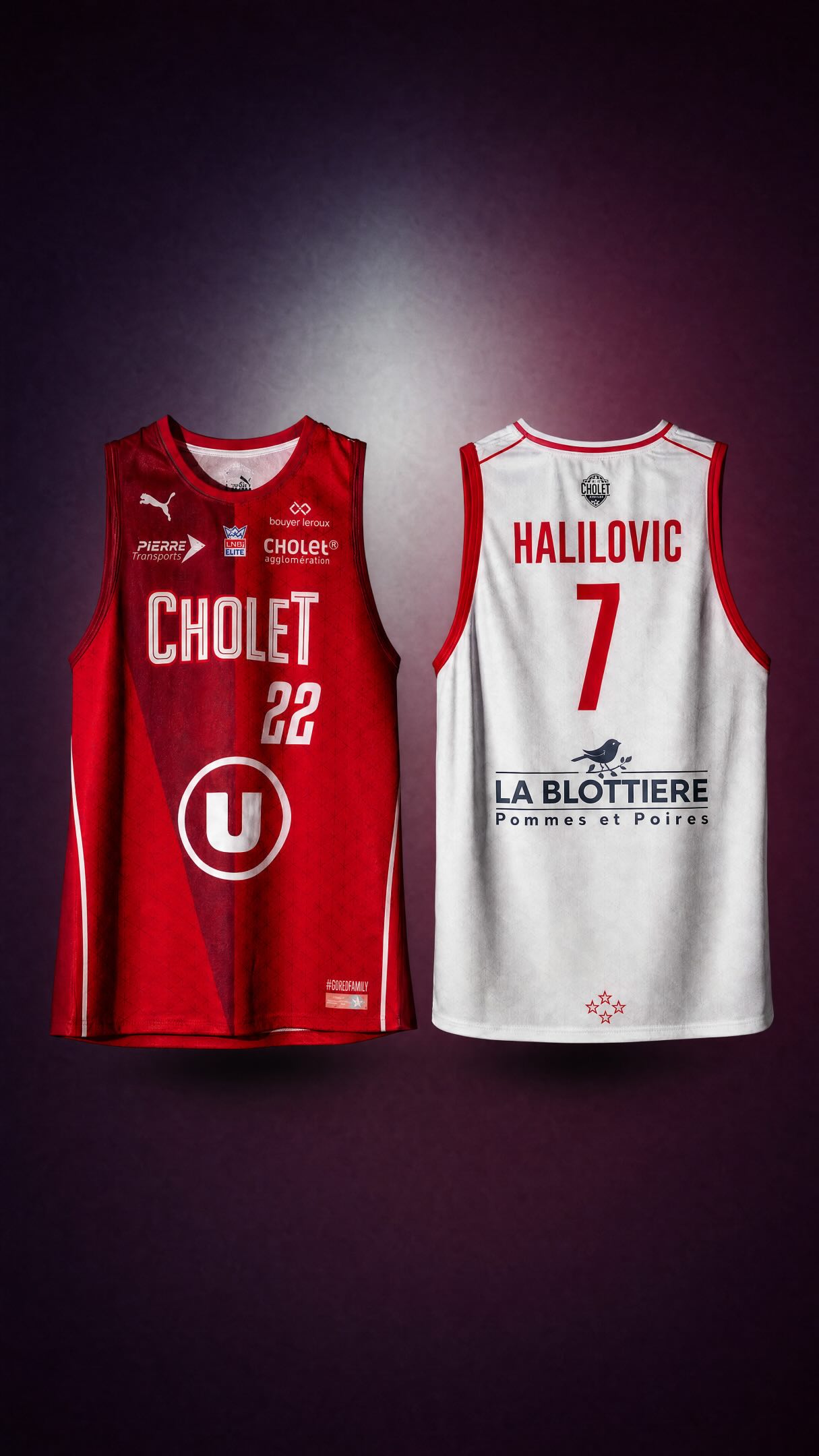 Les maillots rouge et blanc. © Cholet Basket