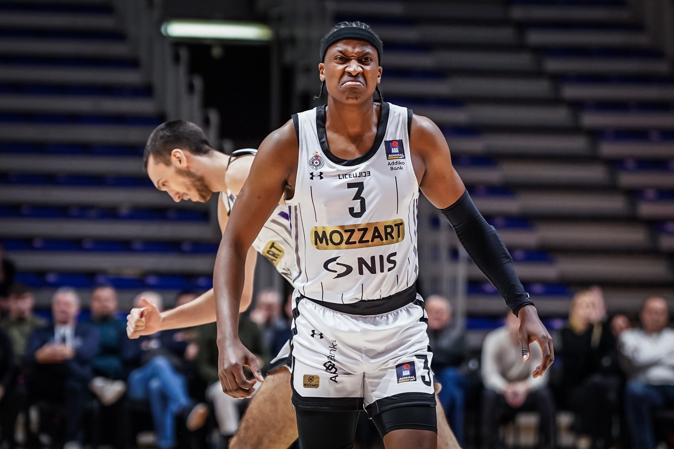 https://cdn.bebasket.fr/resources/images/blog/courtise-par-monaco-frank-ntilikina-compte-honorer-sa-deuxieme-annee-de-contrat-avec-le-partizan-belgrade-1f077897-8aba-603e-b332-1763a0b9c282.jpg