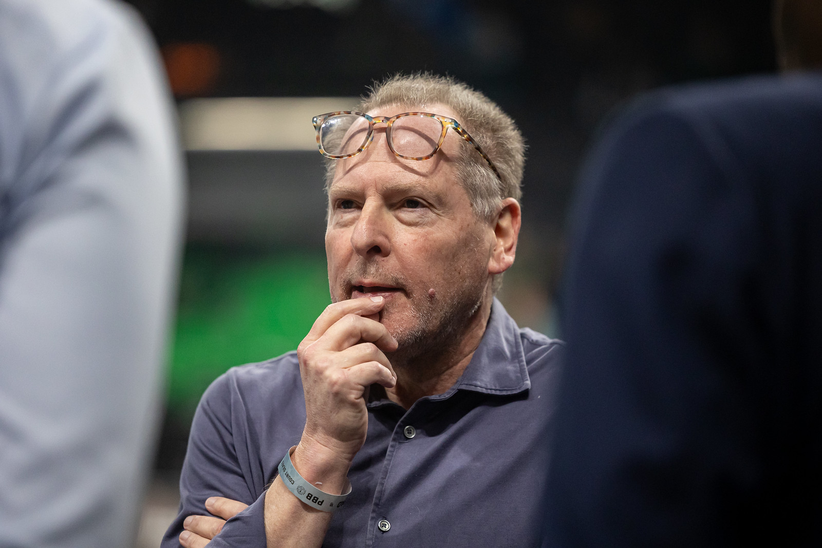 https://cdn.bebasket.fr/resources/images/blog/david-kahn-a-construit-le-projet-du-paris-basketball-qui-a-du-tout-reconstruire-cet-ete-apres-son-premier-titre-de-champion-de-france-1f06e265-3b79-631c-b3fd-330486456d47.jpg