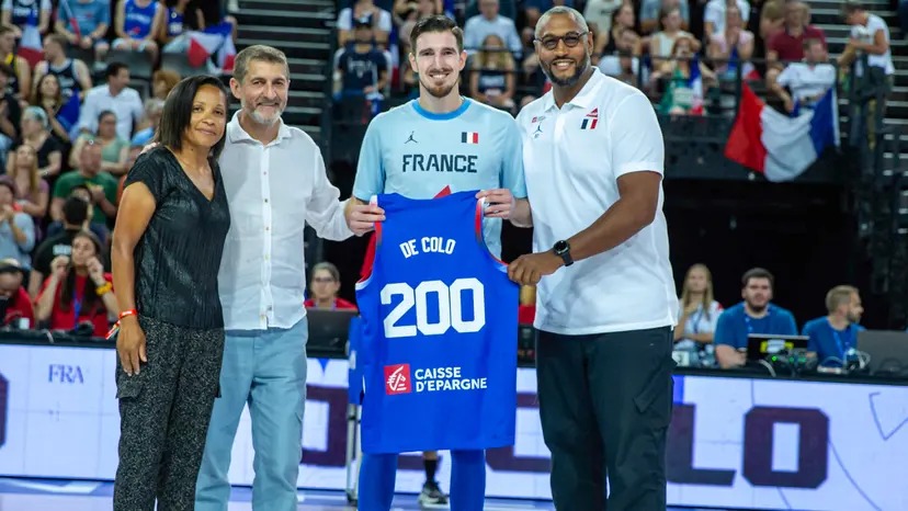 Le sélectionneur français a évoqué les célébrations qui seront données avant le coup d’envoi du France - Espagne à Bercy.