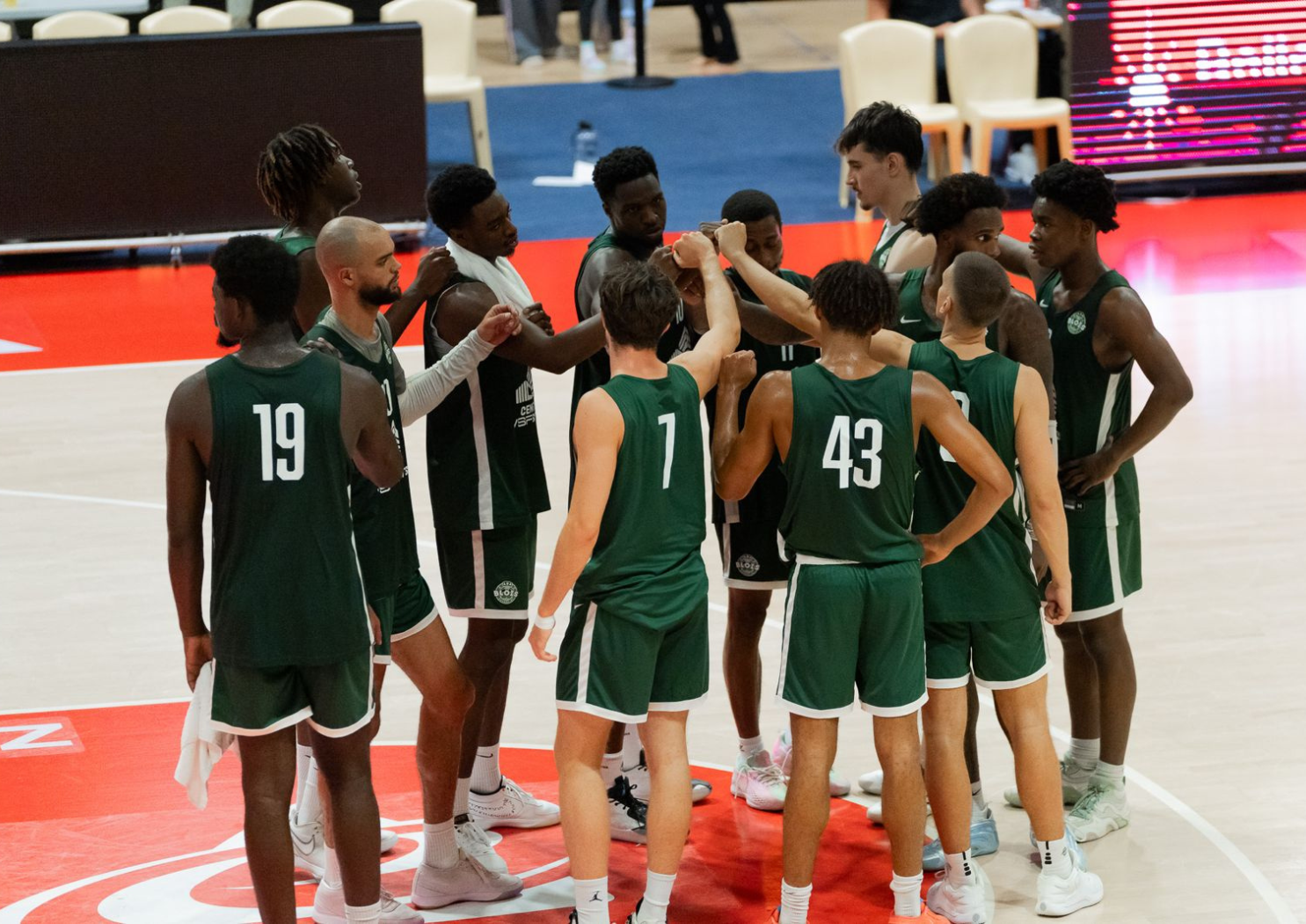 Blois remporte le tournoi d’Aix-les-Bains en éteignant le feu roannais