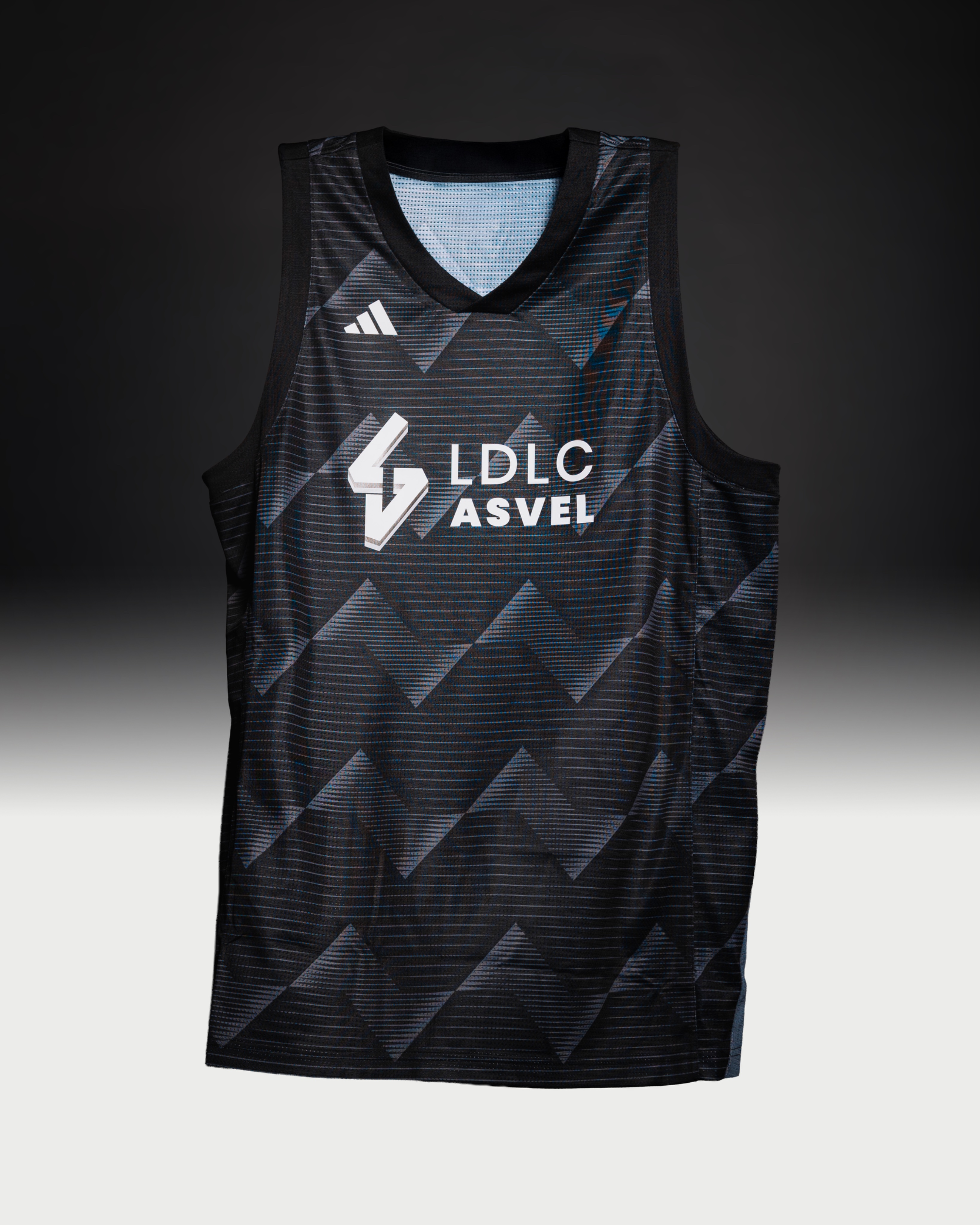 A l'extérieur (sans sponsor). © LDLC ASVEL