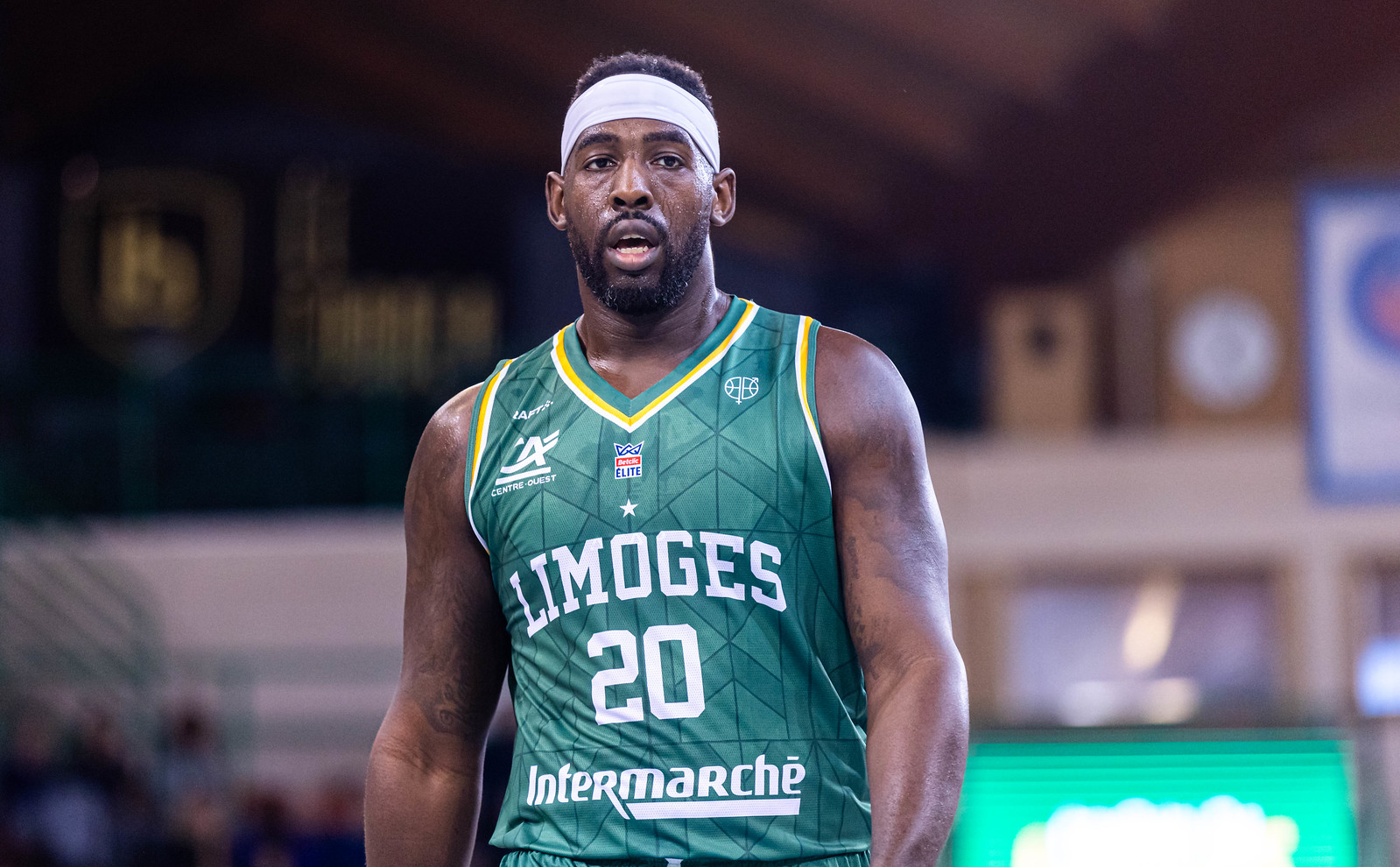 https://cdn.bebasket.fr/resources/images/blog/gavin-ware-desormais-au-limoges-csp-retrouve-son-ancien-club-de-dijon-1f0a10d6-549a-6be6-8bcf-6f2da70d2c45.jpg