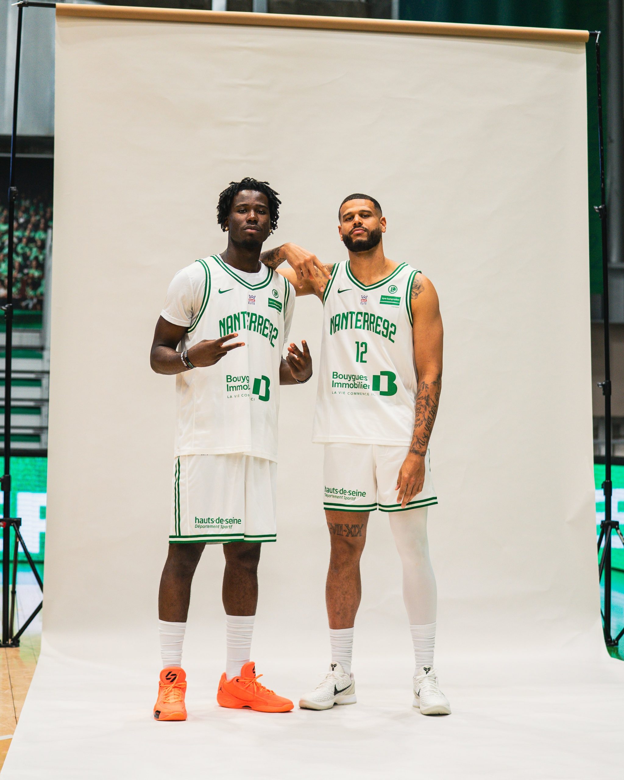 https://cdn.bebasket.fr/resources/images/blog/hugo-yimga-moukouri-et-mathis-dossou-yovo-deux-figures-de-proue-du-nouveau-visage-de-nanterre-scaled-1f09e0a2-da63-625a-bc85-db2338261cfc.jpeg