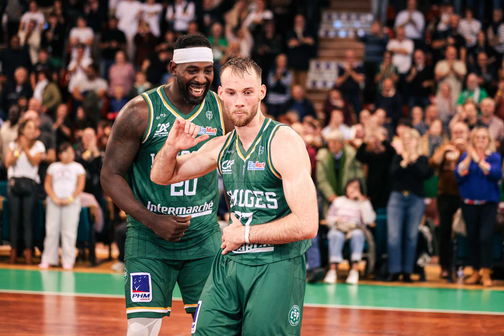 Betclic ELITE - Sorti en fin de match face à Monaco, Leon Stergar, l’arrière du Limoges CSP, souffre d’une entorse à une cheville. Une absence assez longue se profile pour l’international slovène, un coup dur pour l’équipe de Dario Djerga.