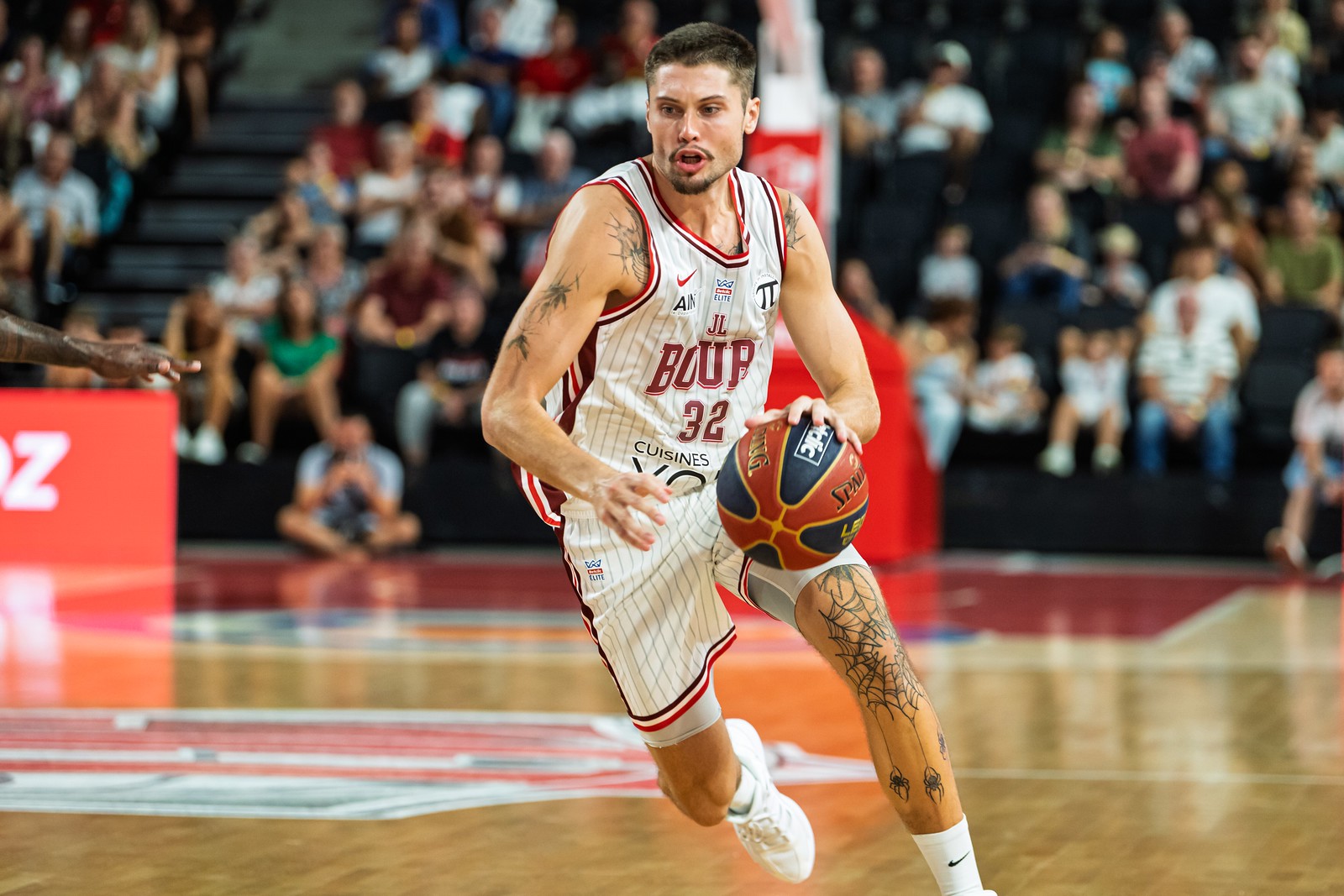 J.T. Shumate quitte déjà la JL Bourg