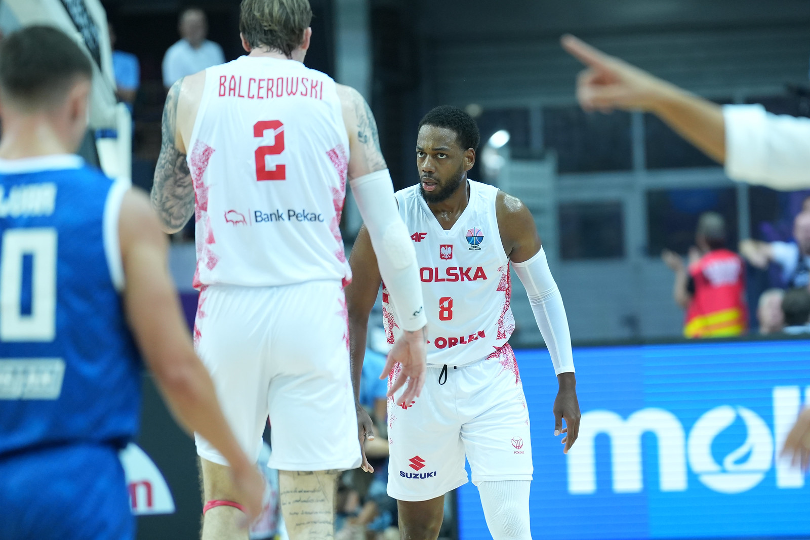 Jordan Loyd a encore marqué 26 points pour permettre à la Pologne de se défaire de l'Islande à l'Euro