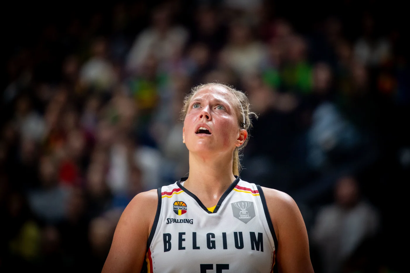Julie Allemand et les Sparks s'opsent face au Sky - BeBasket