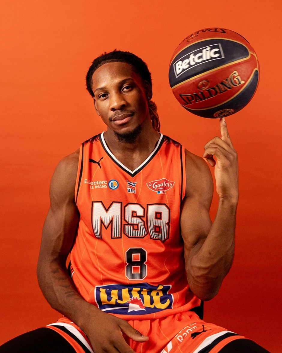 Le maillot orange (domicile). © MSB