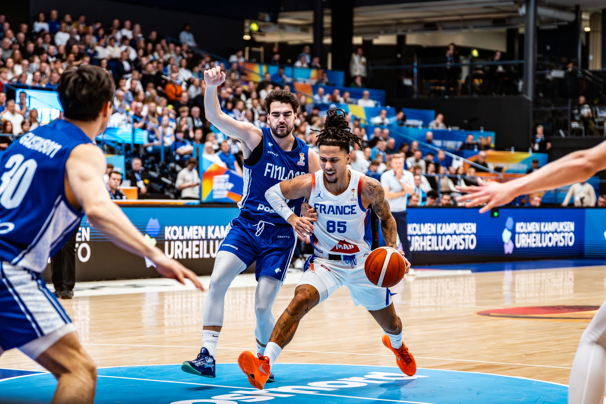 Matthew Strazel et l'équipe de France ont été débordés par la Finlande dans le dernier quart-temps