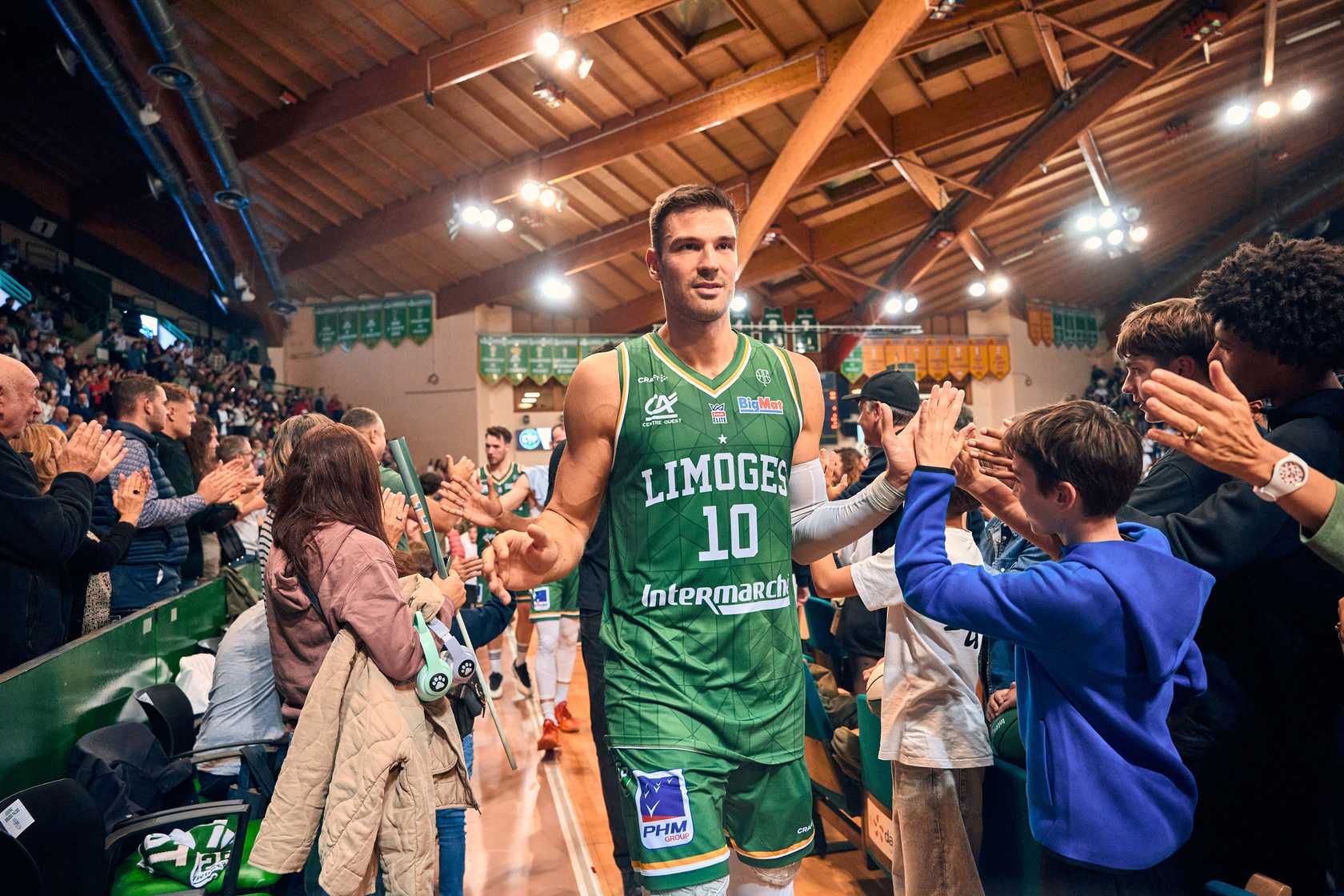 https://cdn.bebasket.fr/resources/images/blog/nikola-jovanovic-nouvelle-recrue-de-limoges-maitrise-deja-le-francais-1f0ab375-b9e6-6c92-8e30-e3941c6ccc13.jpg