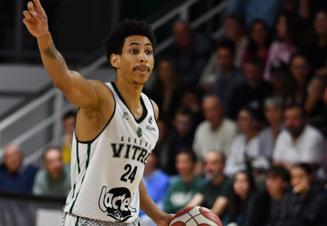 Noa Calabre est prêté par Nanterre à Poissy