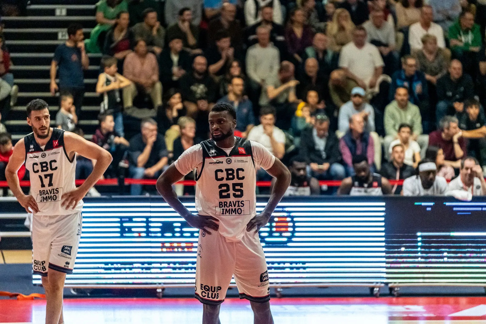 Blessé au ligament croisé antérieur et au ménisque le 23 octobre, Marc-Eddy Norelia a donné de ses nouvelles depuis son lit d’hôpital.