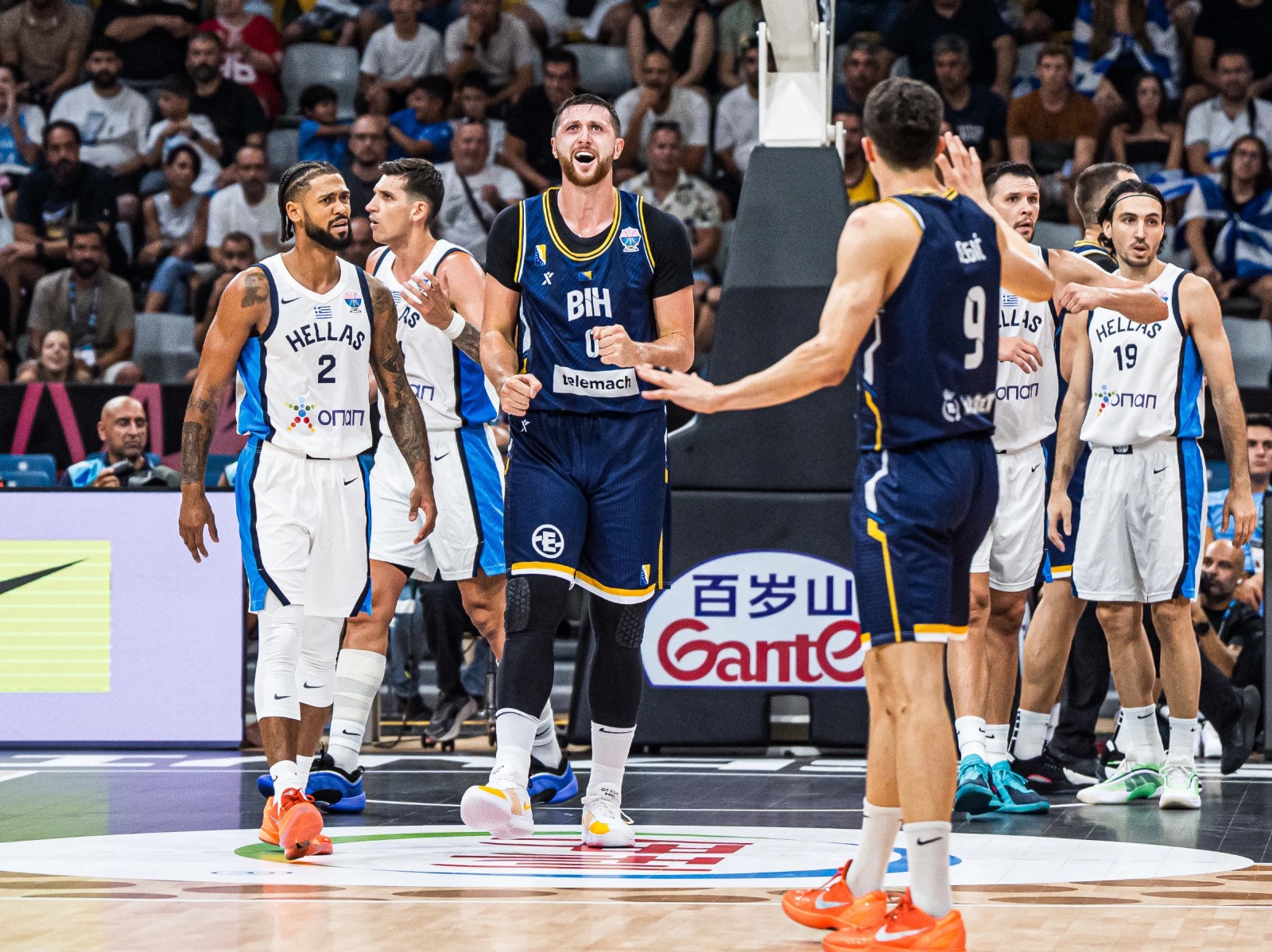 La Bosnie-Herzégovine s'impose 80-77 contre la Grèce déjà qualifiée et privée de Giannis Antetokounmpo, ménagé par le staff grec.