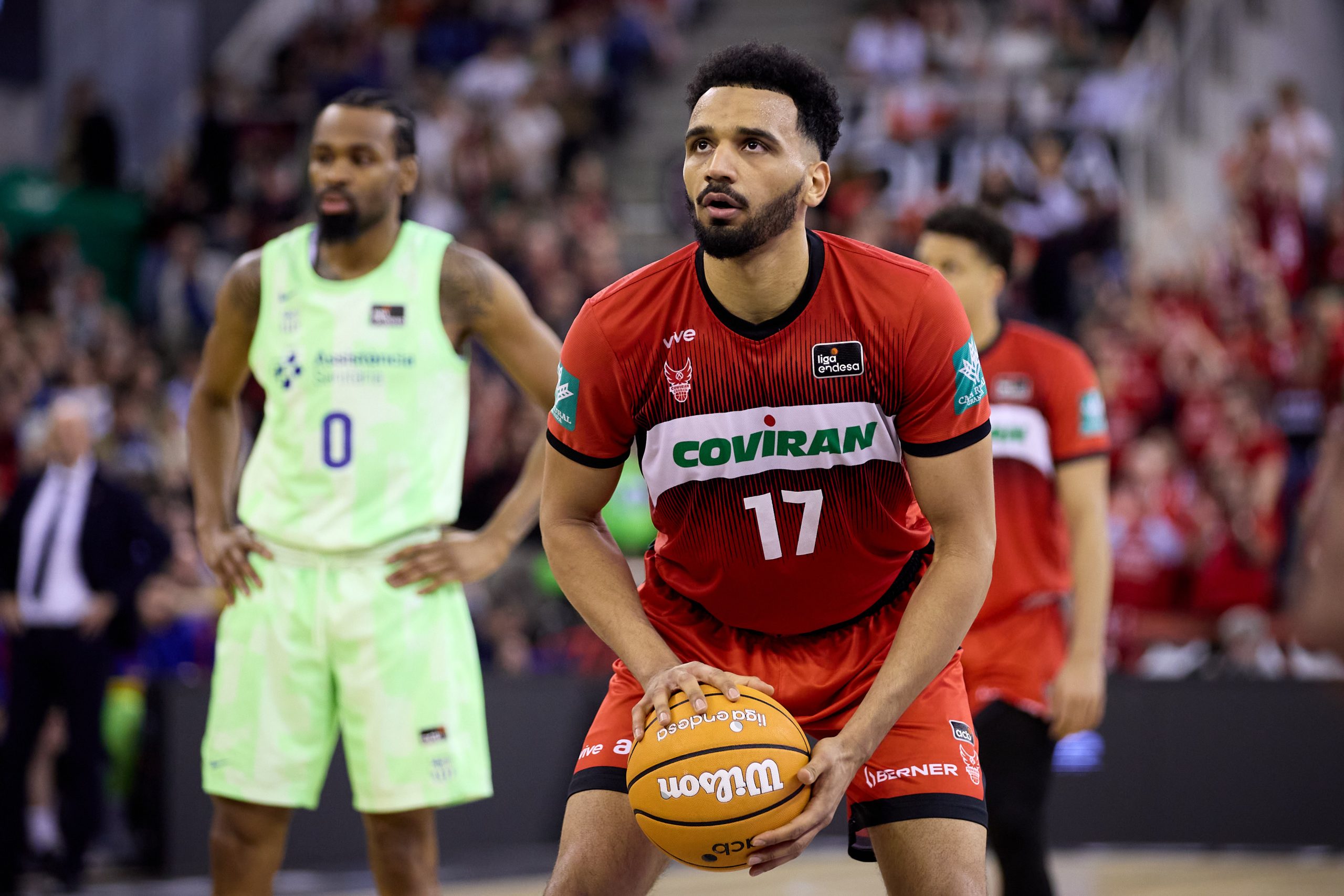 Amine Noua va jouer au Japon après sa saison à Grenade et sa pige en Indonésie