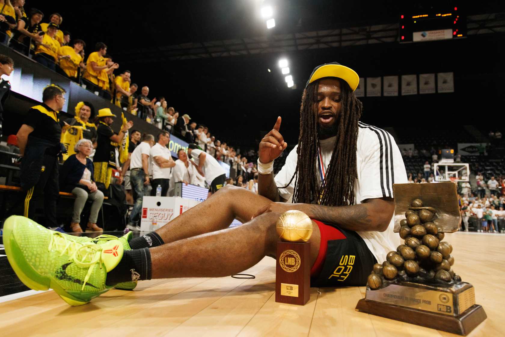 Tray Buchanan MVP histoire