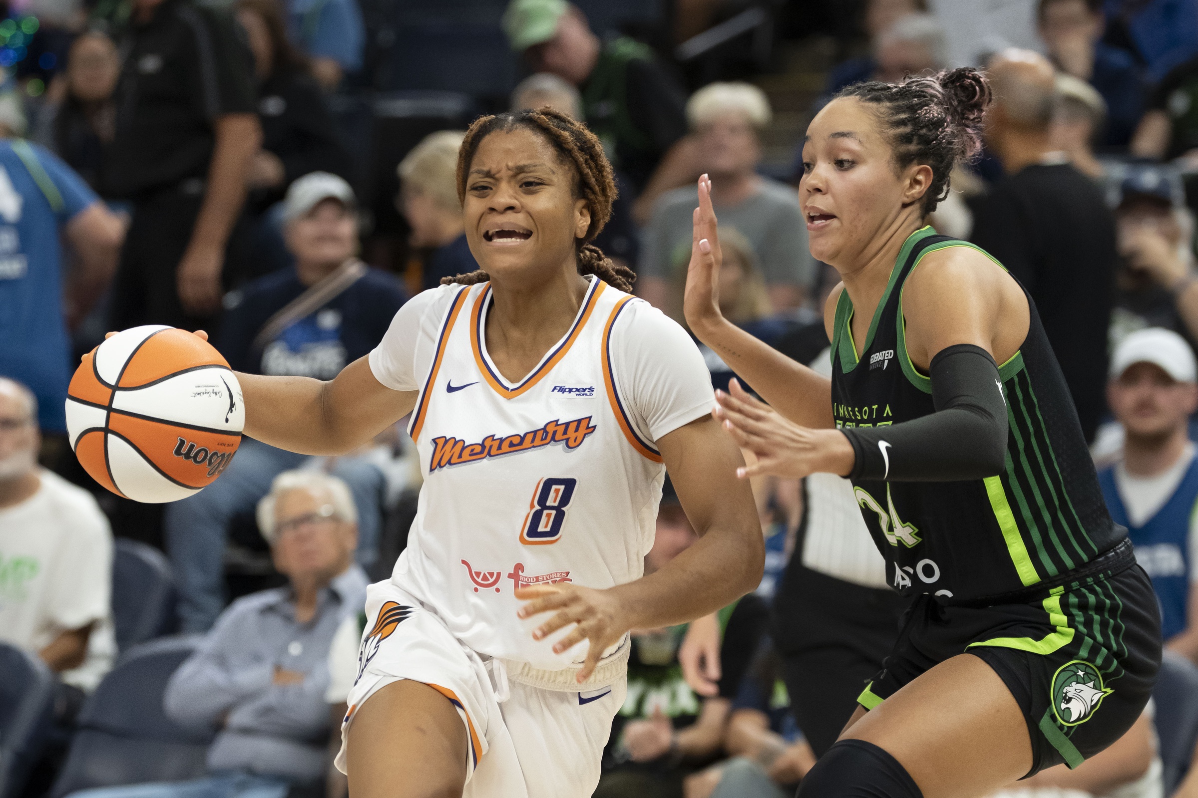 Si elle a le temps de prendre un pas de recul, Monique Akoa-Makani aura peut-être le temps de percevoir le chemin parcouru. Elle qui galérait en Ligue 2 il y a seulement deux ans avec Charnay (6,8 points à 34%) se retrouve actuellement engagée en playoffs WNBA, à seulement deux marches de la grande finale ! […]