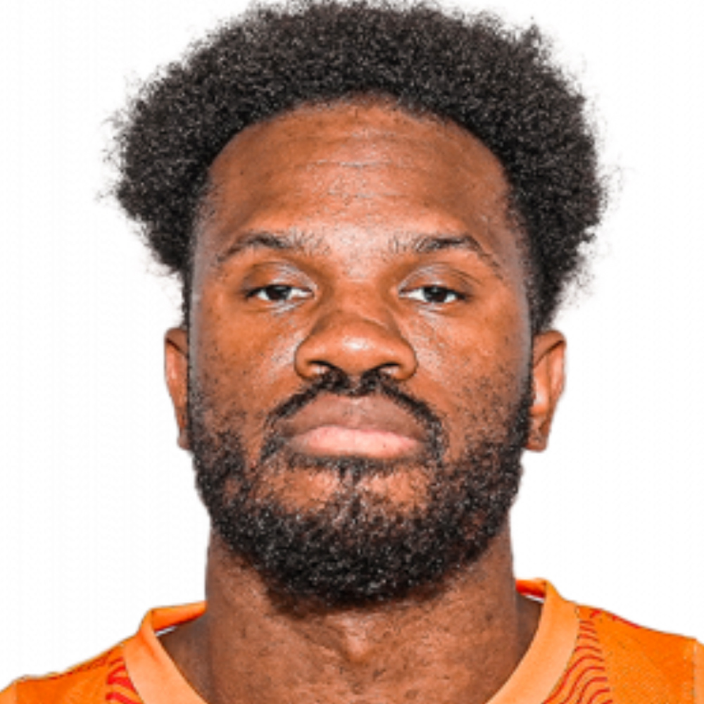 Photo_Basketball_Player-Caleb Walker.jpg