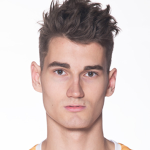 Photo_Basketball_Player_Henri Drell.jpg