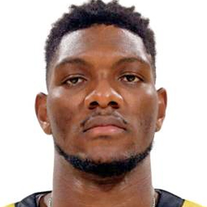 Photo_Basketball_Player_Silvio De Sousa.jpg